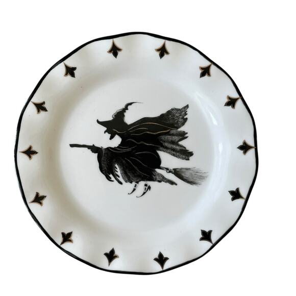 Potter's Studio Halloween Witch 6in Appetizer Plates Scalloped Set of 3 NEW - Picture 2 of 8